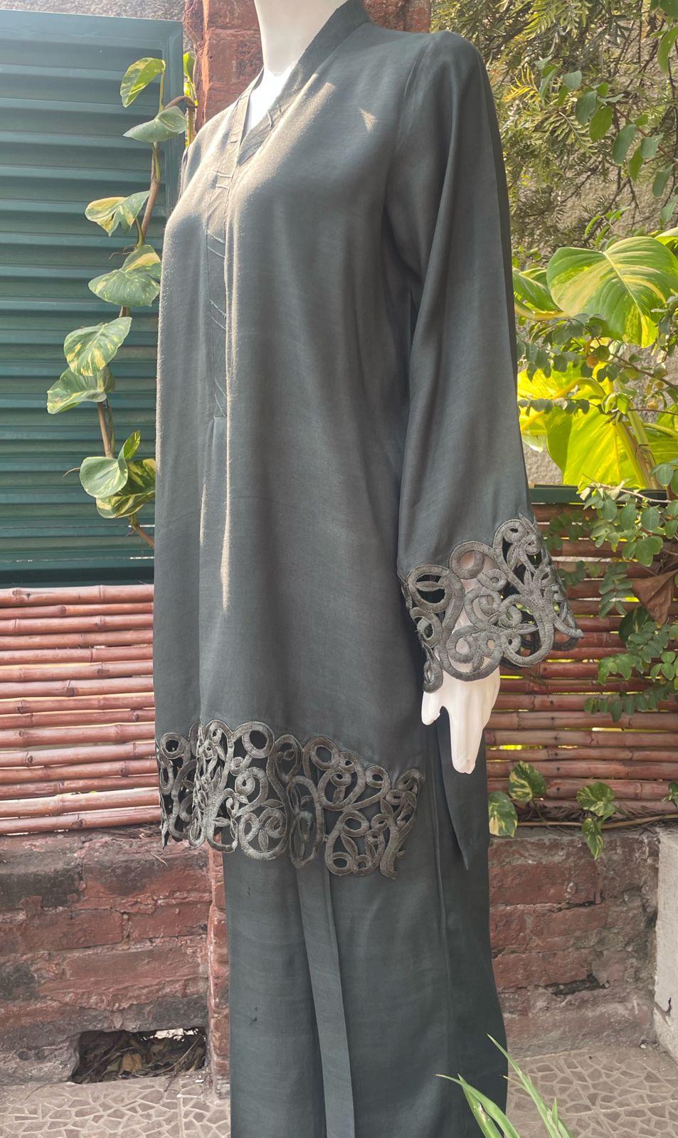 Code 002